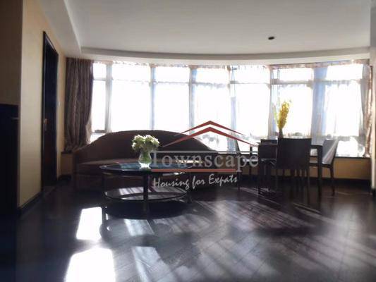  Sunny 2BR Service Apartment in West Nanjing Rd