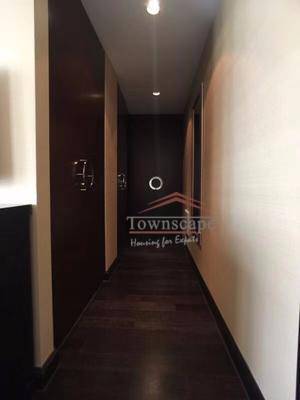  Sunny 2BR Service Apartment in West Nanjing Rd