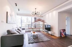  Great Value 4BR Apartment in Xujiahui