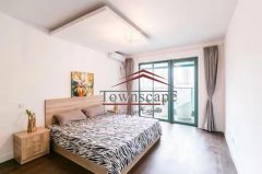  Great Value 4BR Apartment in Xujiahui