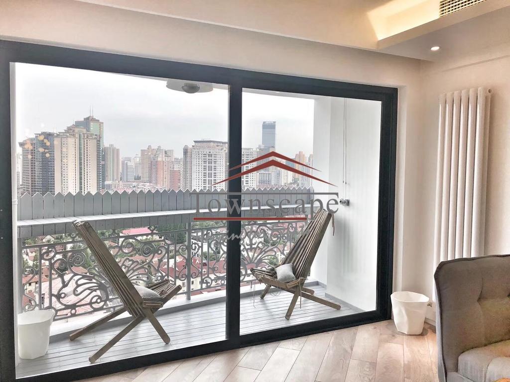  Outstanding 3BR Apartment with Heating in Jingan