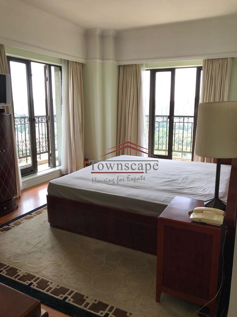  High-End 2BR Apartment in Hengshan Road