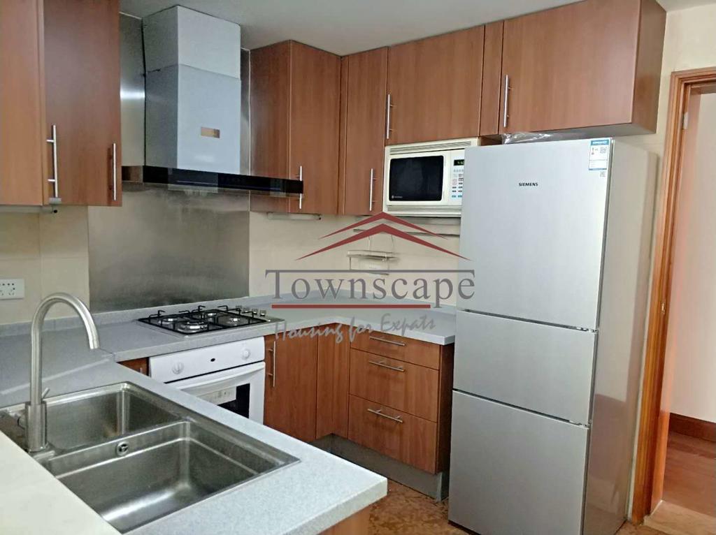  Sunny and Modern 3BR Apartment in Anfu Road