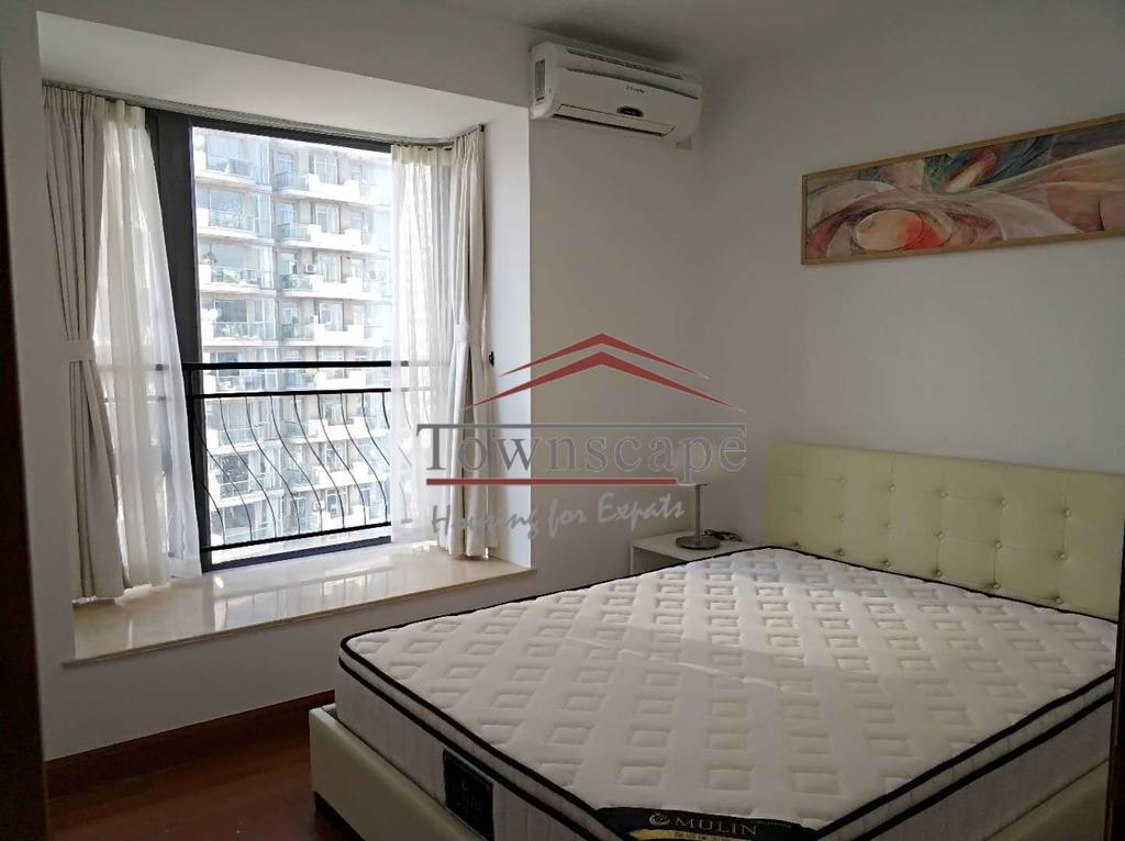  Sunny and Modern 3BR Apartment in Anfu Road