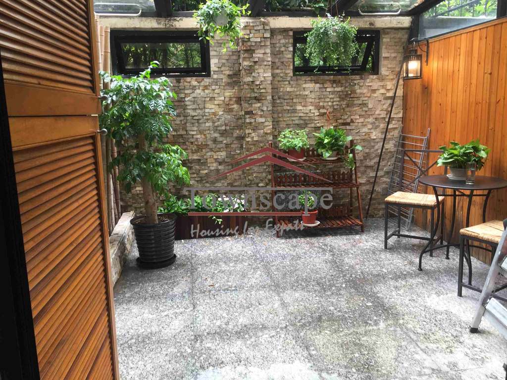  Cozy 1BR Apartment with Private Garden in FFC