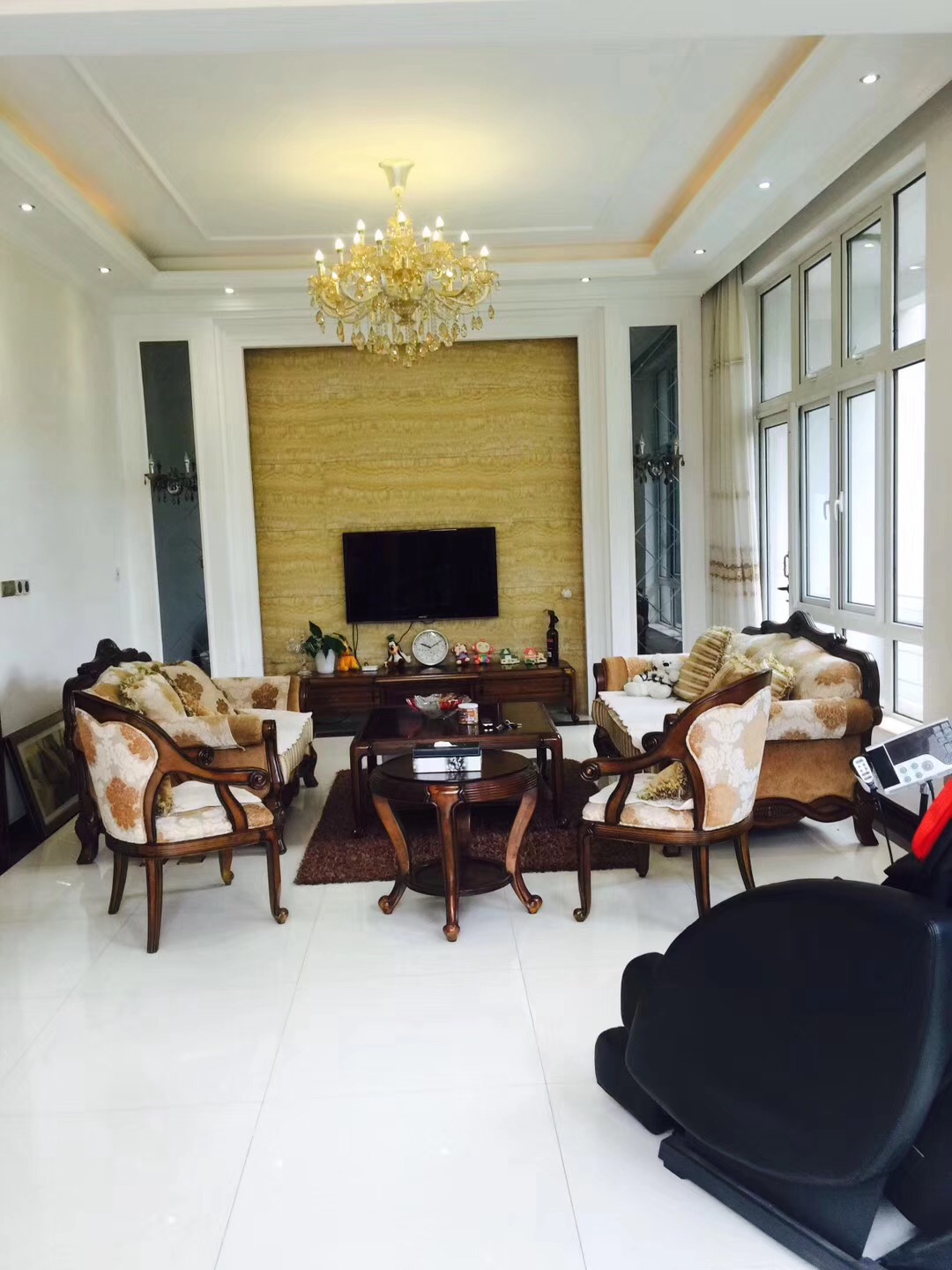  5BR Villa with Nice Garden in Xujing