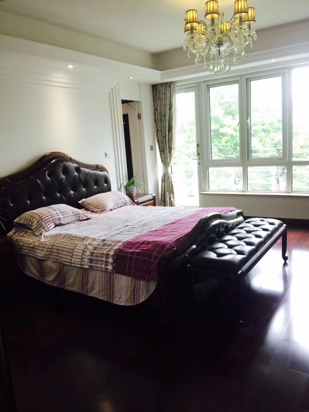  5BR Villa with Nice Garden in Xujing