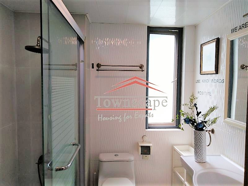  Modern 2BR Apartment in Pudong near Metro 4 & 6