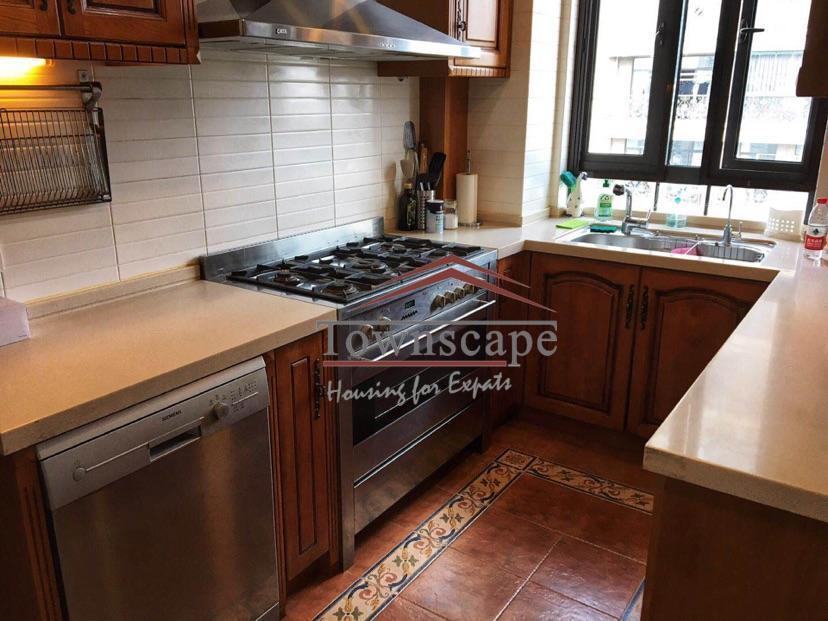  Spacious High-End 3BR Apartment in French Concession