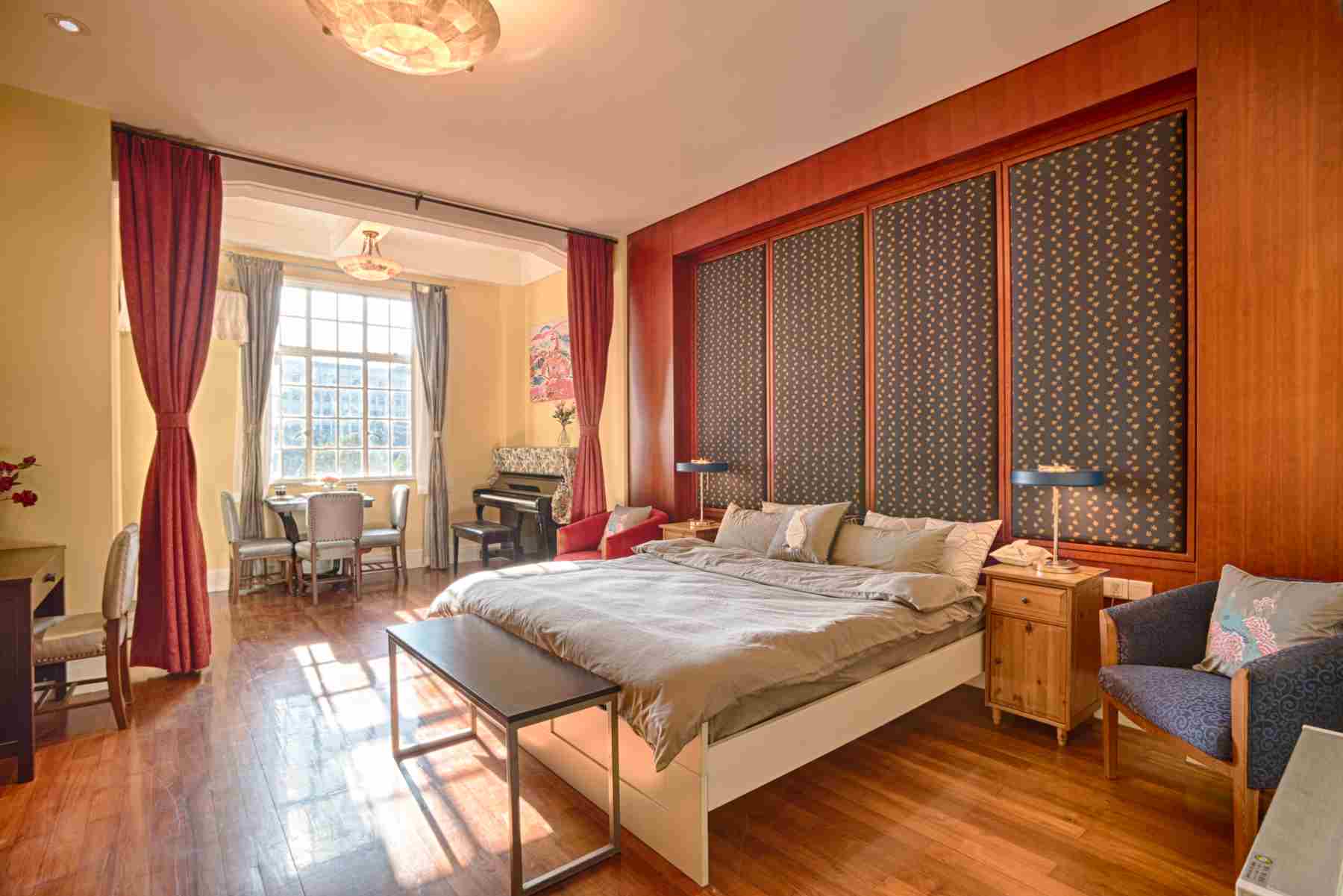  Super Spacious 1BR Apartment near The Bund