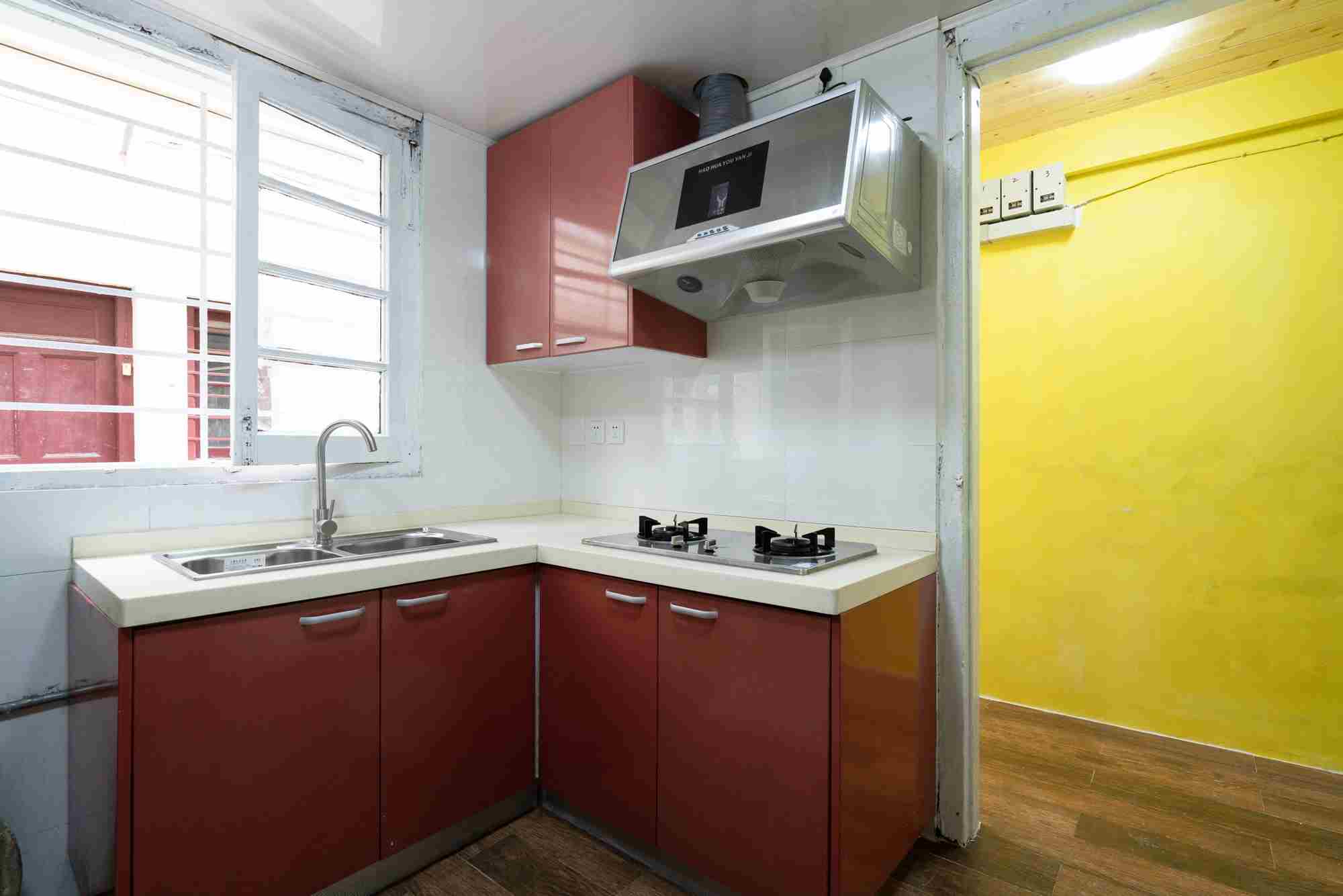  Renovated 1BR Apartment North Xujiahui