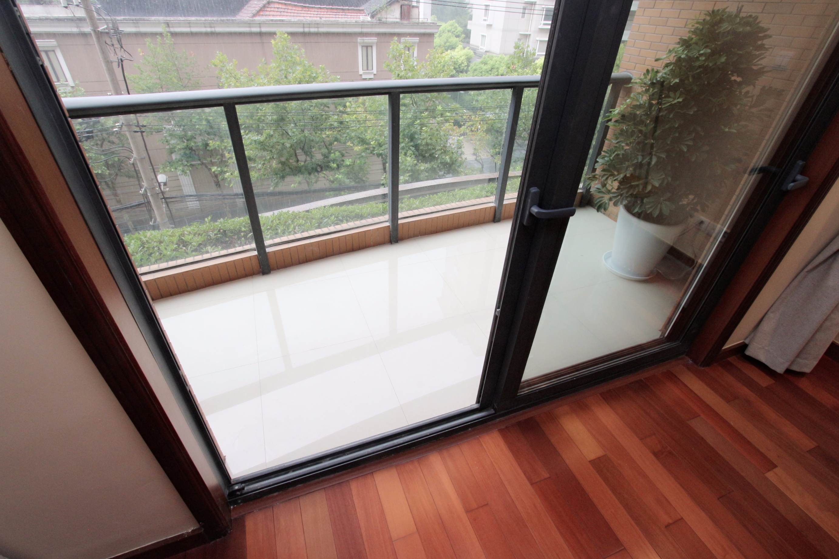  2BR Apartment in Jingan