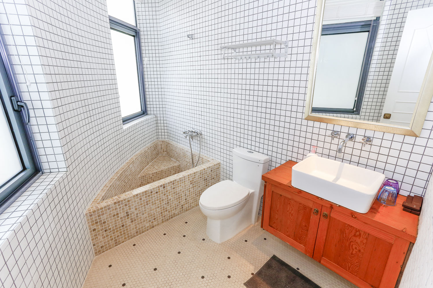 shower and toilet Large-Terraced FFC House Apartment for Rent in Shanghai