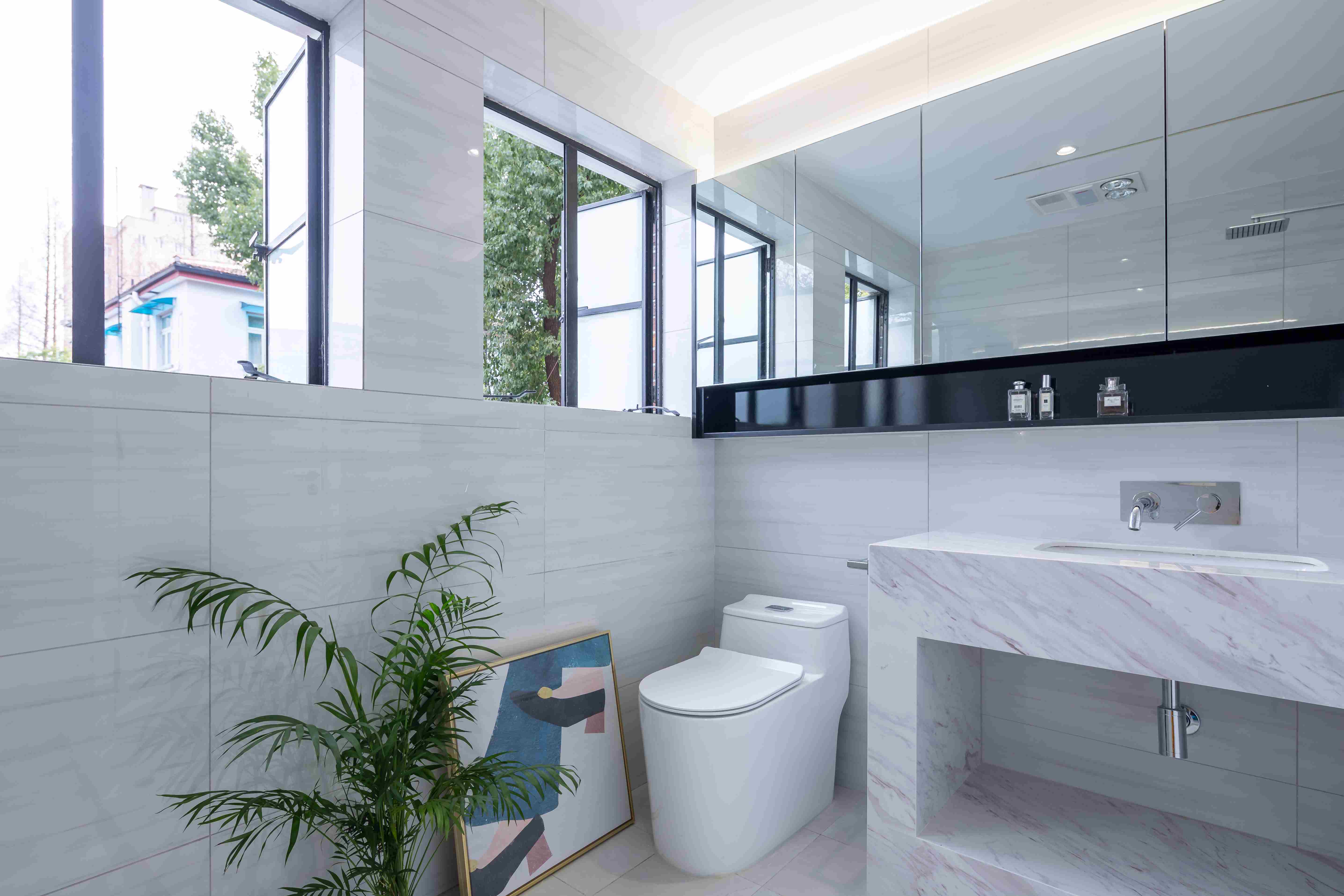 marble bathroom Mod Apartment in FFC Lane House in Shanghai for Rent