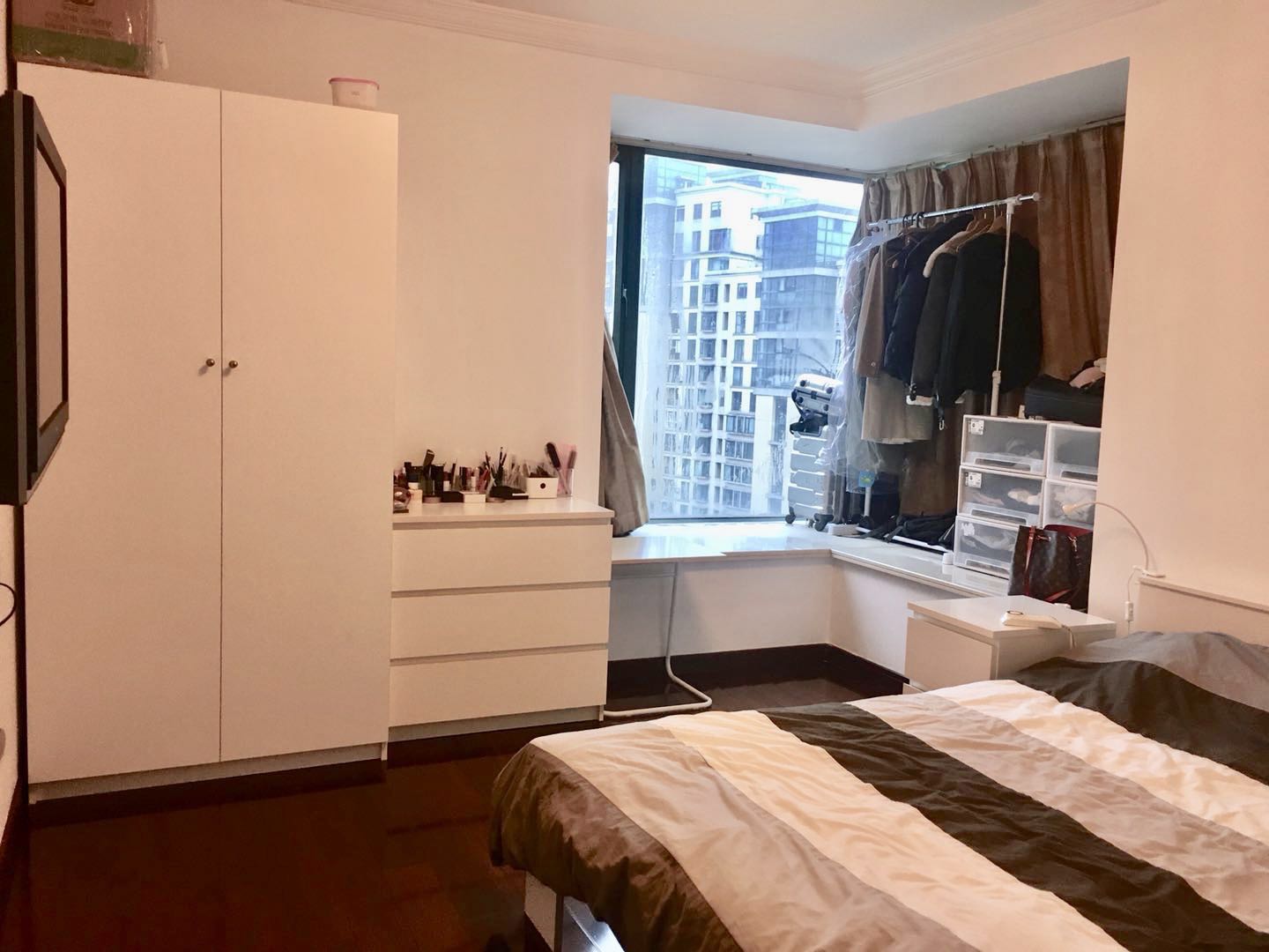 Nice bedroom Apartment ON Zhongshan Park for Rent in Shanghai