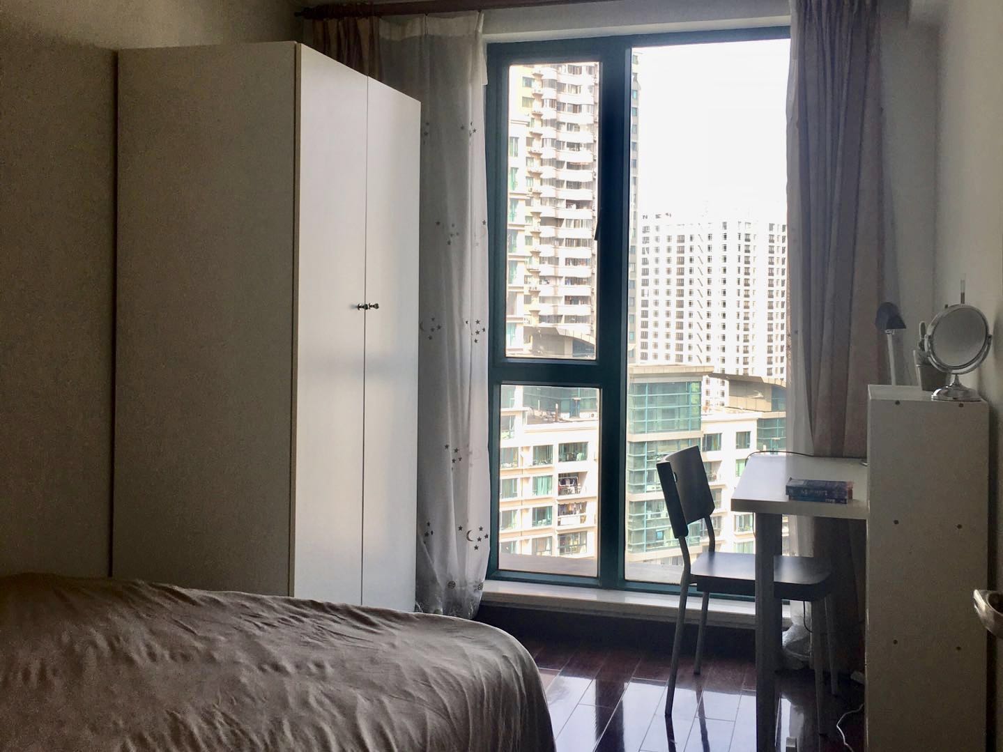 nice view Apartment ON Zhongshan Park for Rent in Shanghai