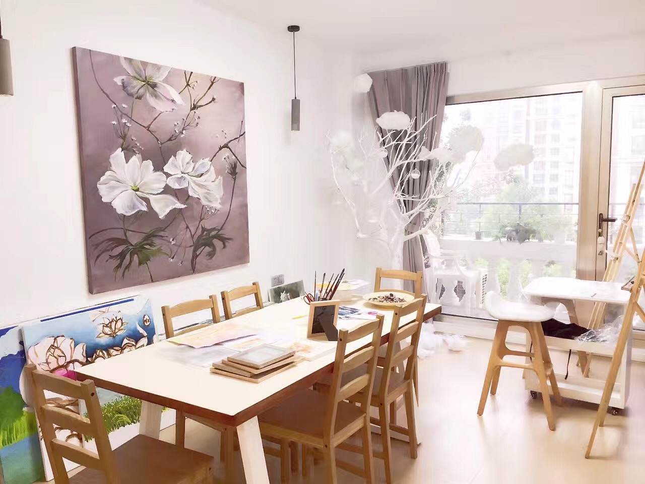 modern dining Large Ultra-modern FFC Apartment for Rent in Shanghai