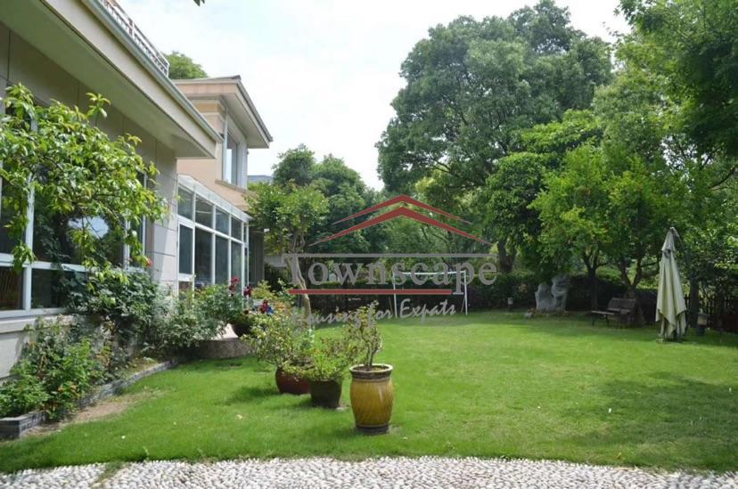 Big garden Villa in Qingpu near German and French Schools