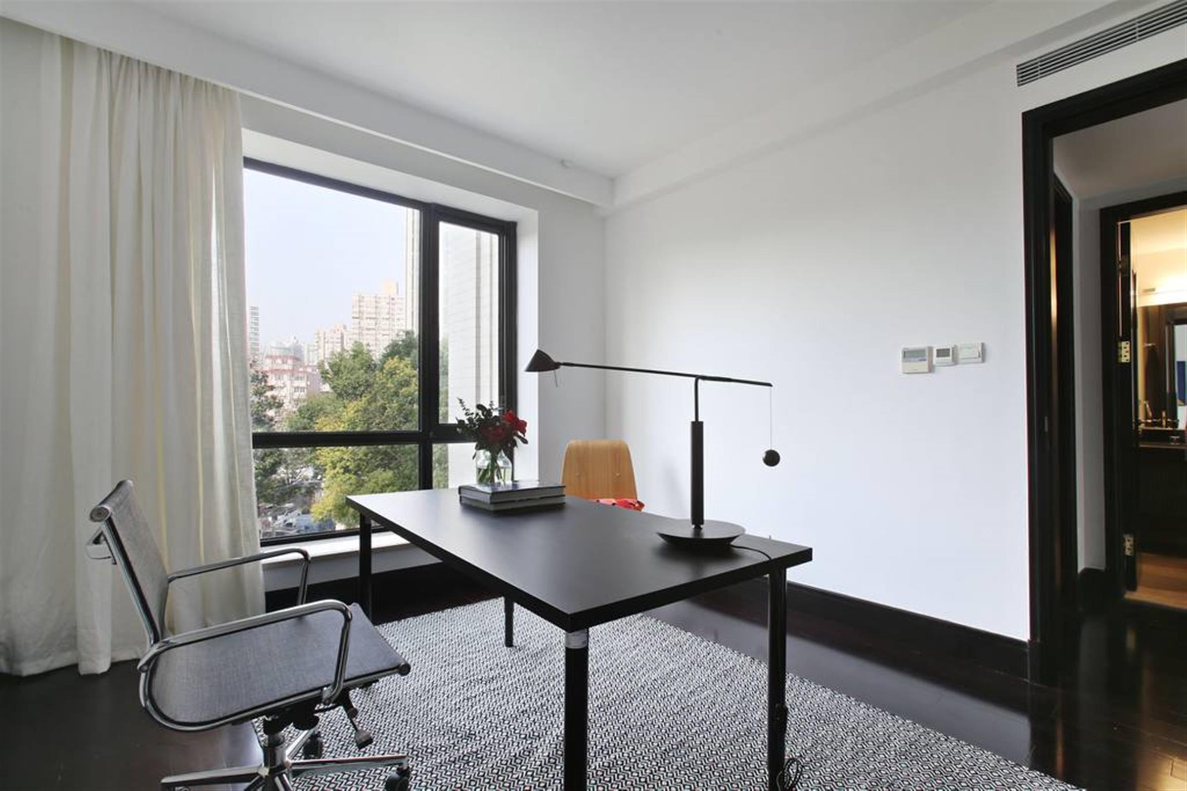 Nice Office Gorgeous New Spacious FFC Belgravia Apartment for Rent in Shanghai