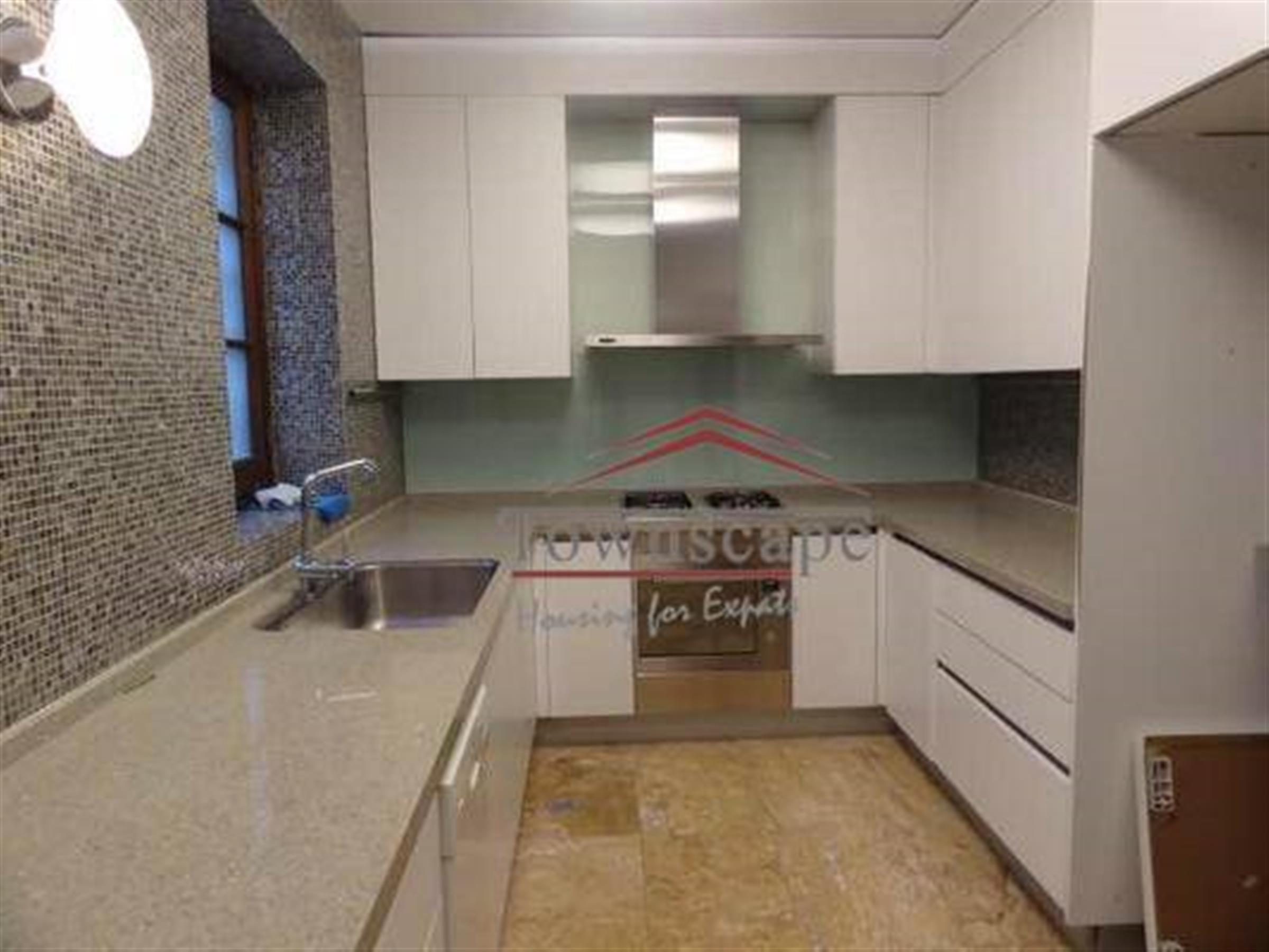 large kitchen Furnished, Jing