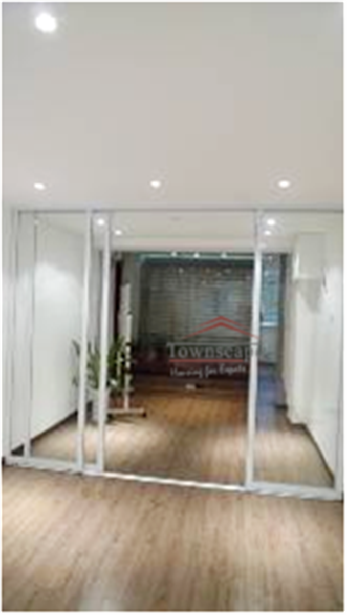 long halls 4F Historical FFC Lane House w Backyard in Shanghai for Rent