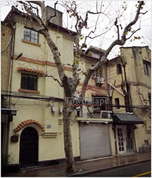 Row Home 4F Historical FFC Lane House w Backyard in Shanghai for Rent