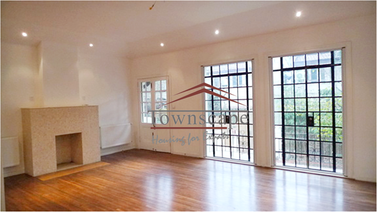 4F Historical FFC Lane House w Backyard in Shanghai for Rent