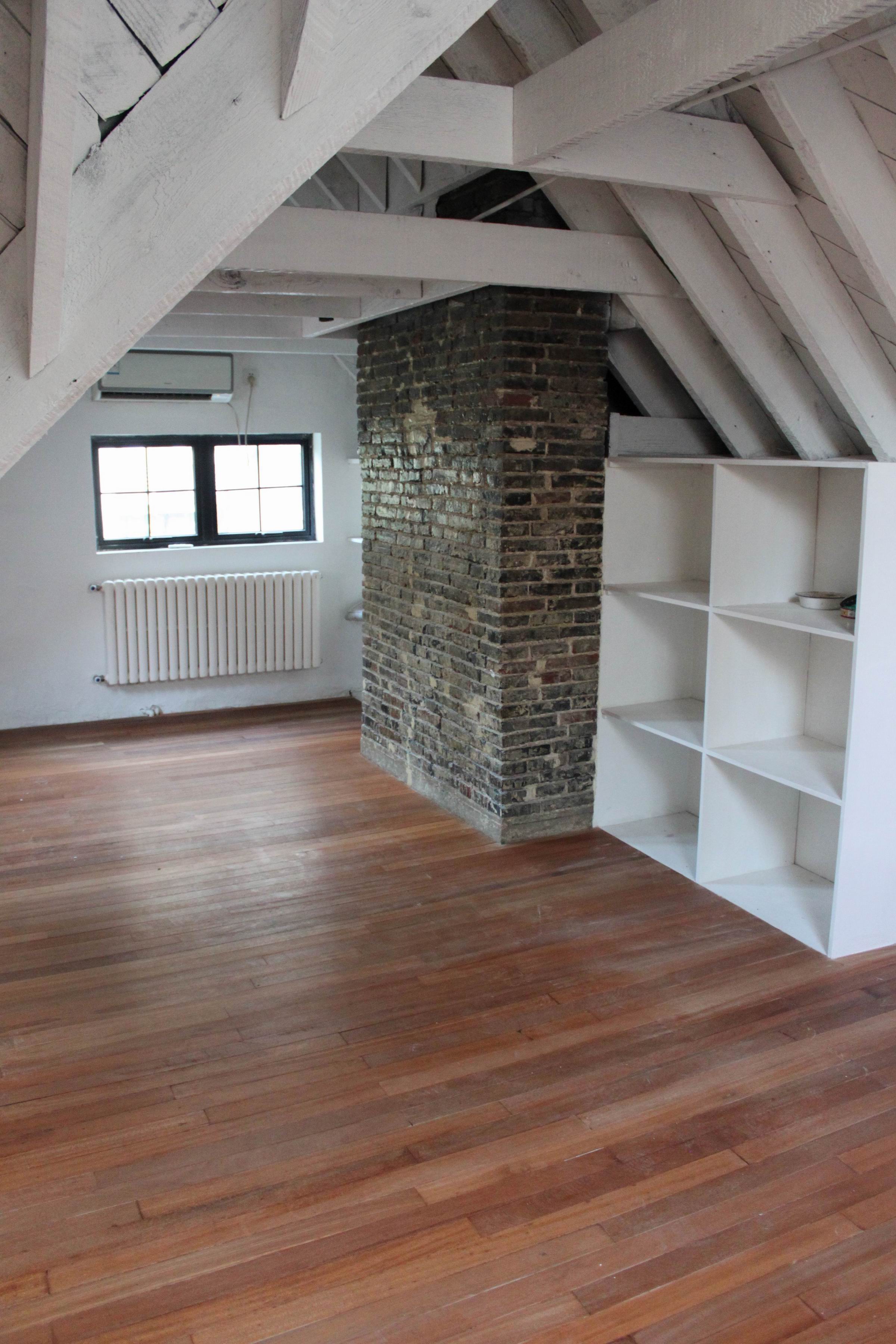 Cool Loft Duplex Apartment in Historic FFC Lane House for Rent in Shanghai