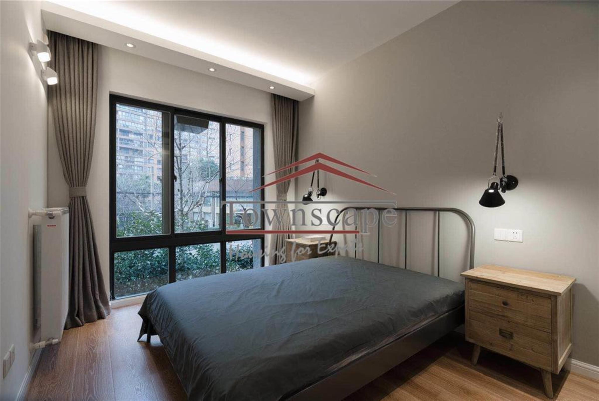 new furniture Rare Downtown Jing’an 4BR apartment for Rent in Shanghai