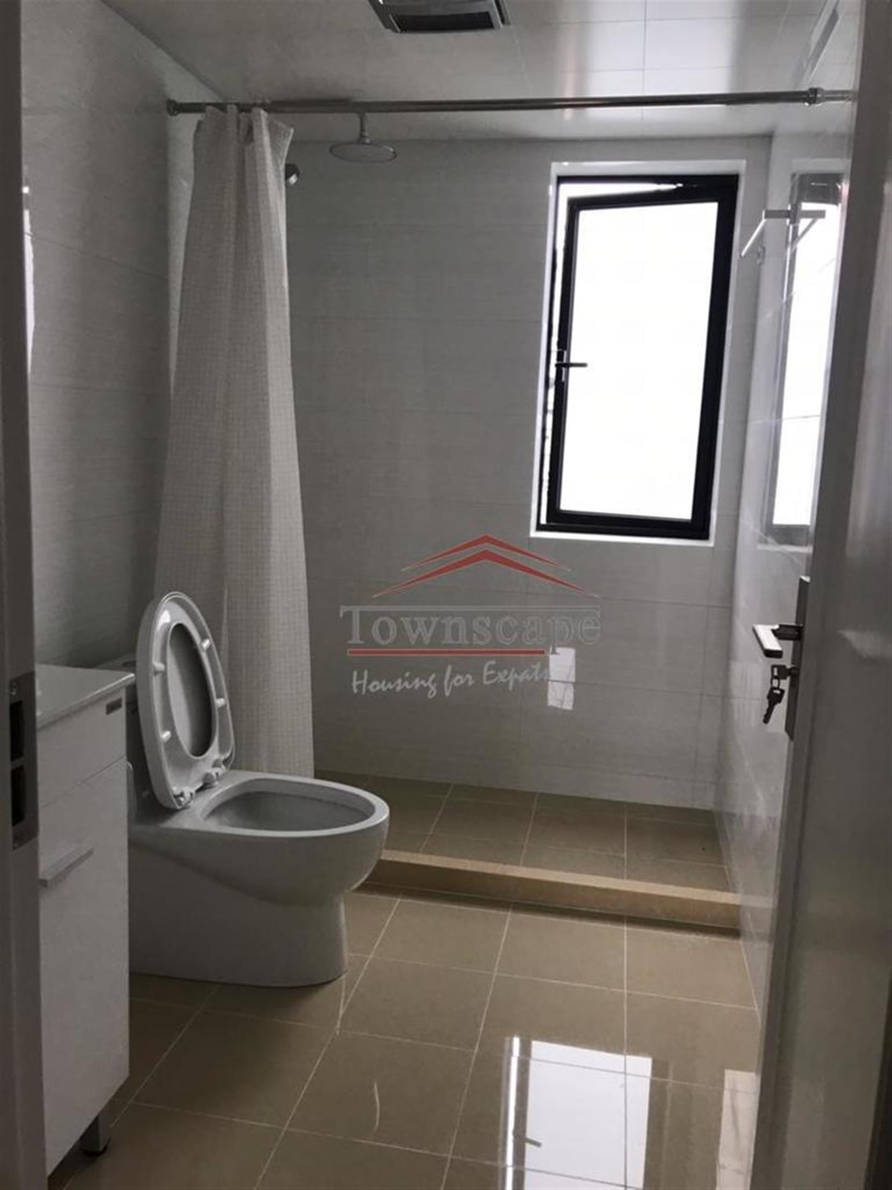 window in bathroom Spacious Convenient Renovated FFC Apartment for Rent in Shanghai