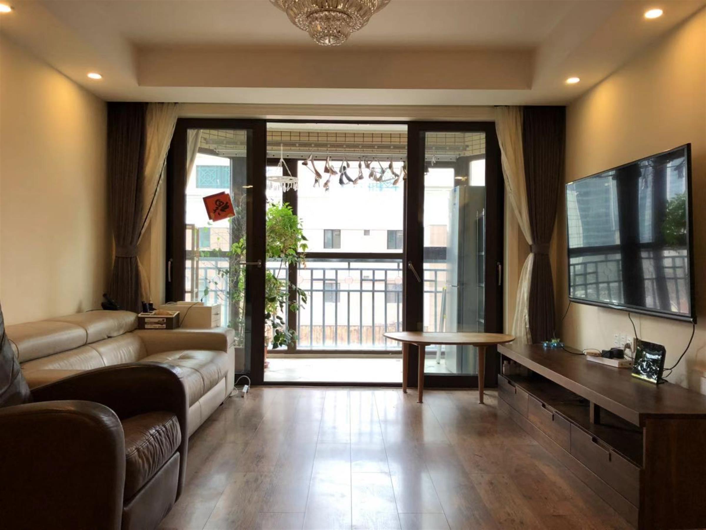 Large Central FFC Apartment for Rent in Shanghai