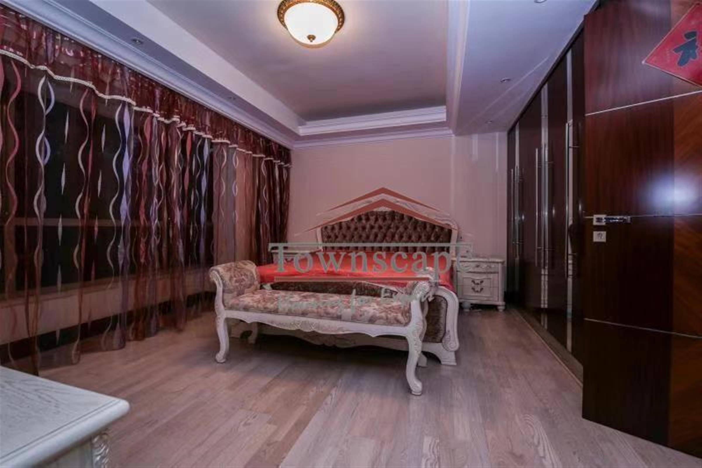 fancy master br Comfy Renovated Seasons Villas for Rent in Pudong, Shanghai