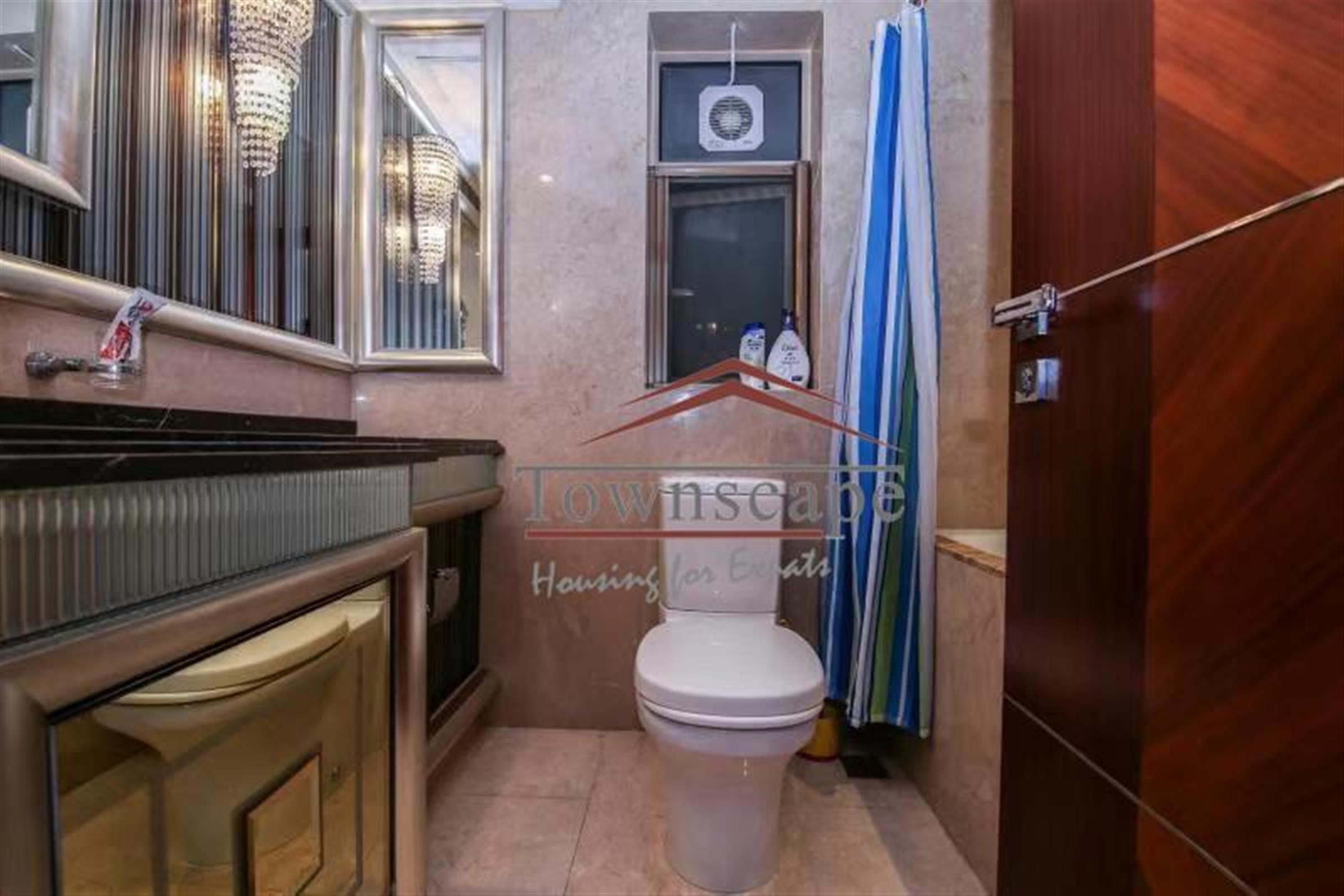 window in bathroom Comfy Renovated Seasons Villas for Rent in Pudong, Shanghai