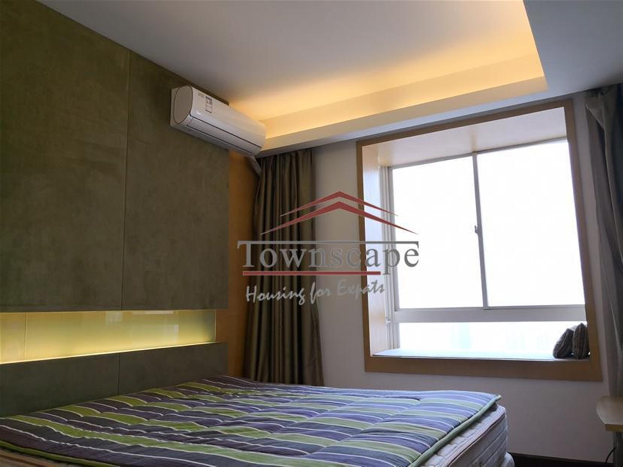 New furniture Spacious Newly Decorated Jing’an Apartment for Rent in Shanghai