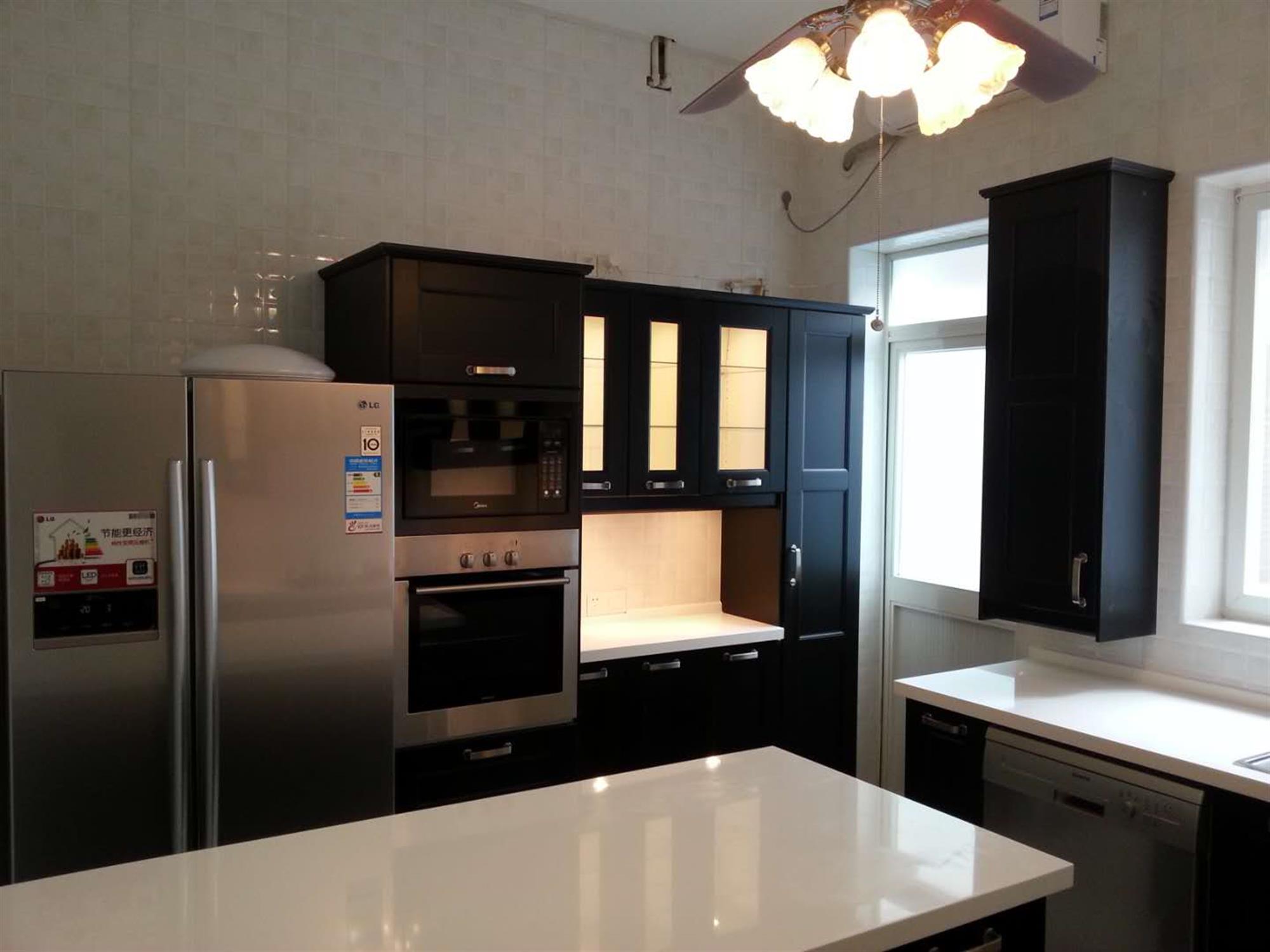 modern Kitchen Independent 3-Story House w Garden in Jing’an for Rent in Shanghai