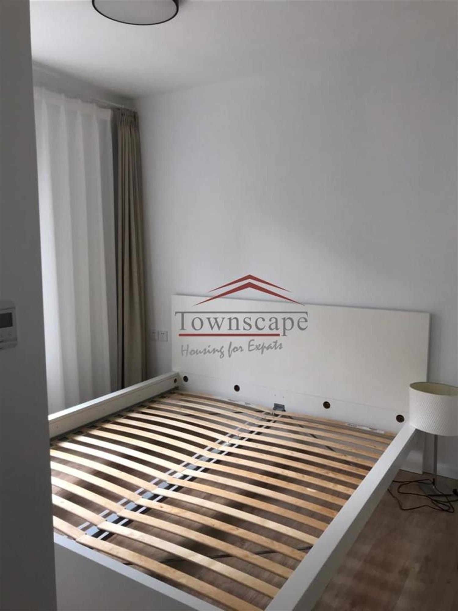 New Bed Modern Large Xujiahui Apartment for Rent in Shanghai