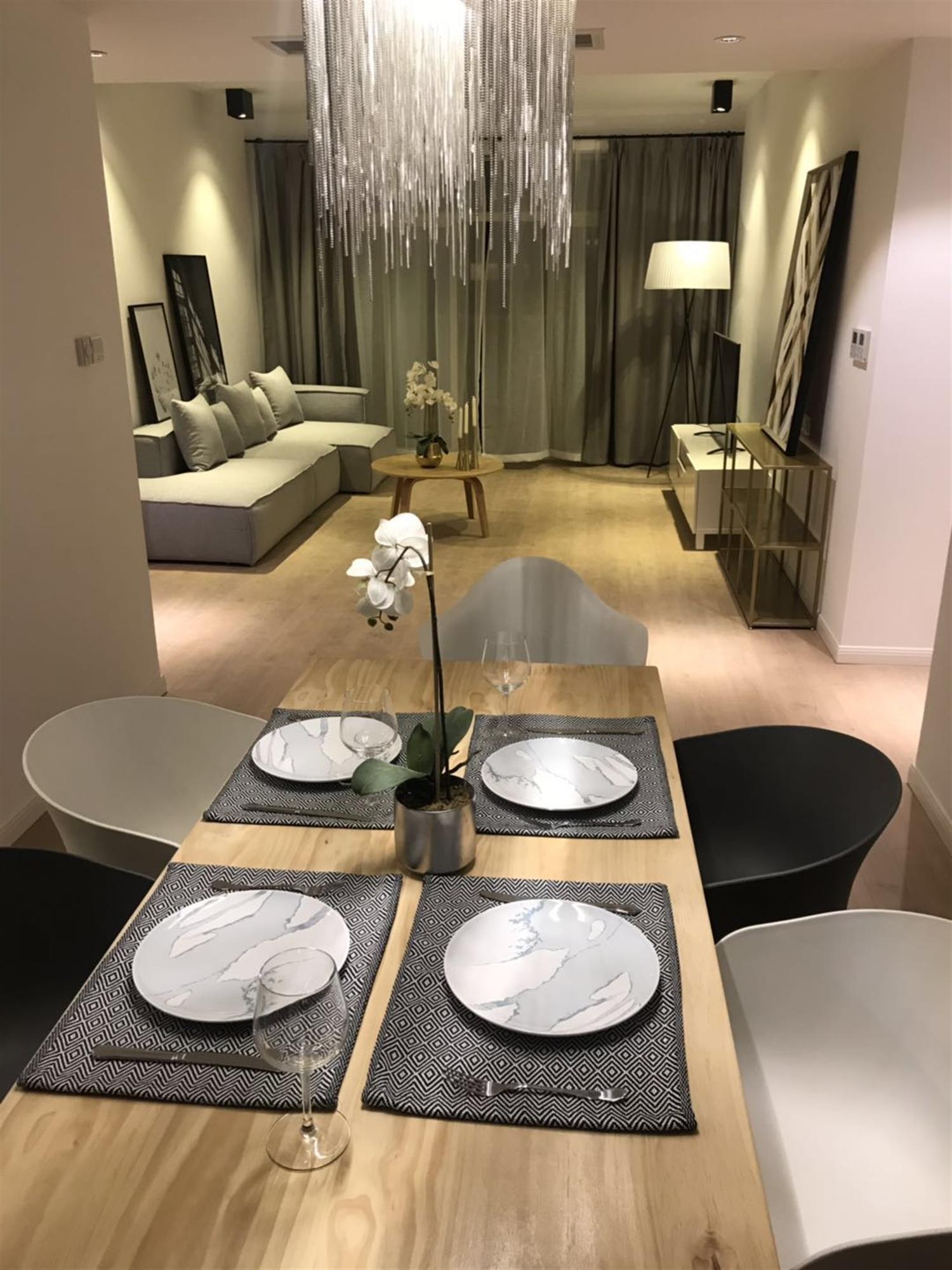 Renovated Modern La Doll Apartment for Rent in Jing’an Shan