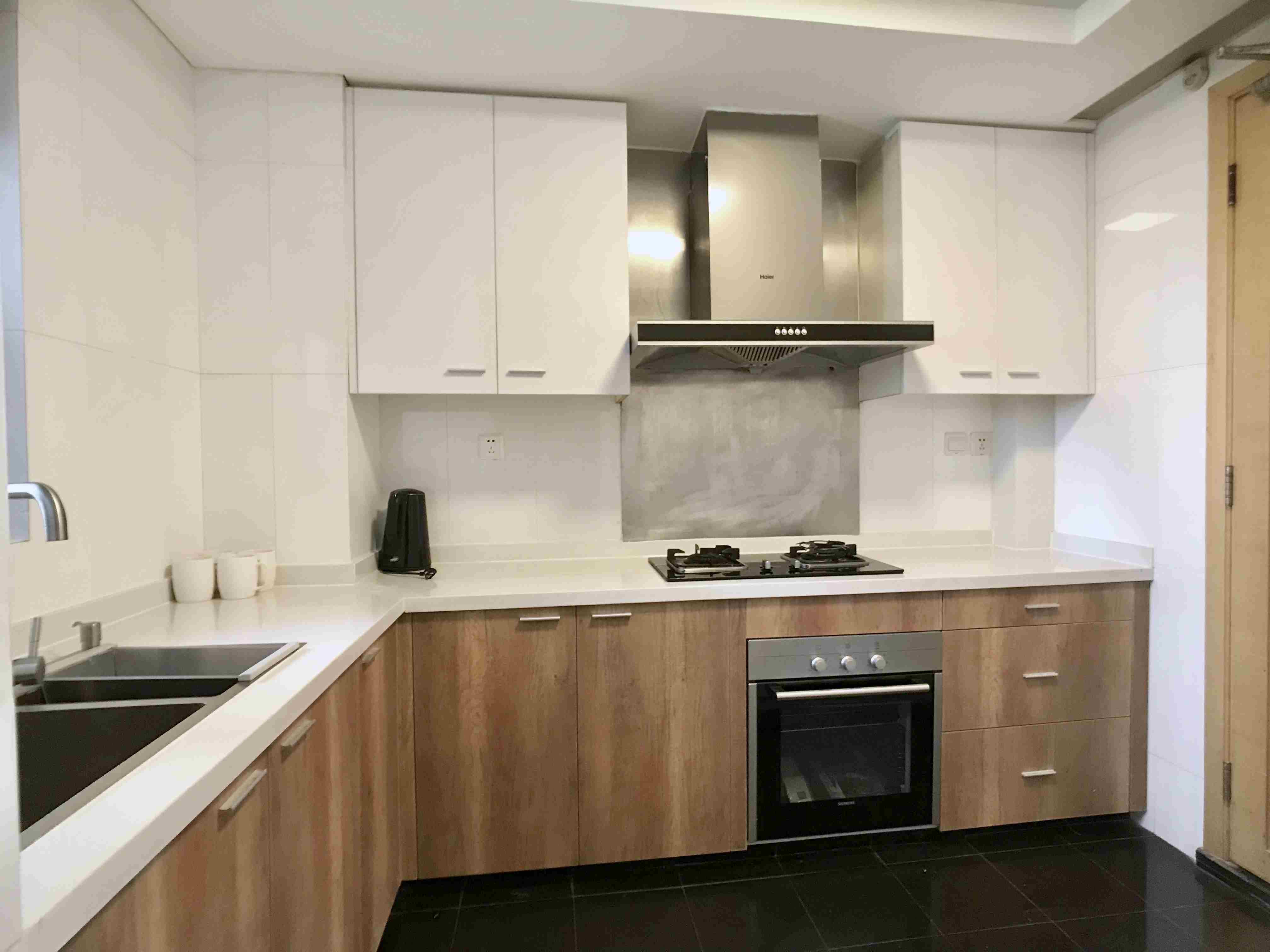 Large Kitchen Spacious Modern One Park Ave Apartment for Rent in Jing’an, Shanghai