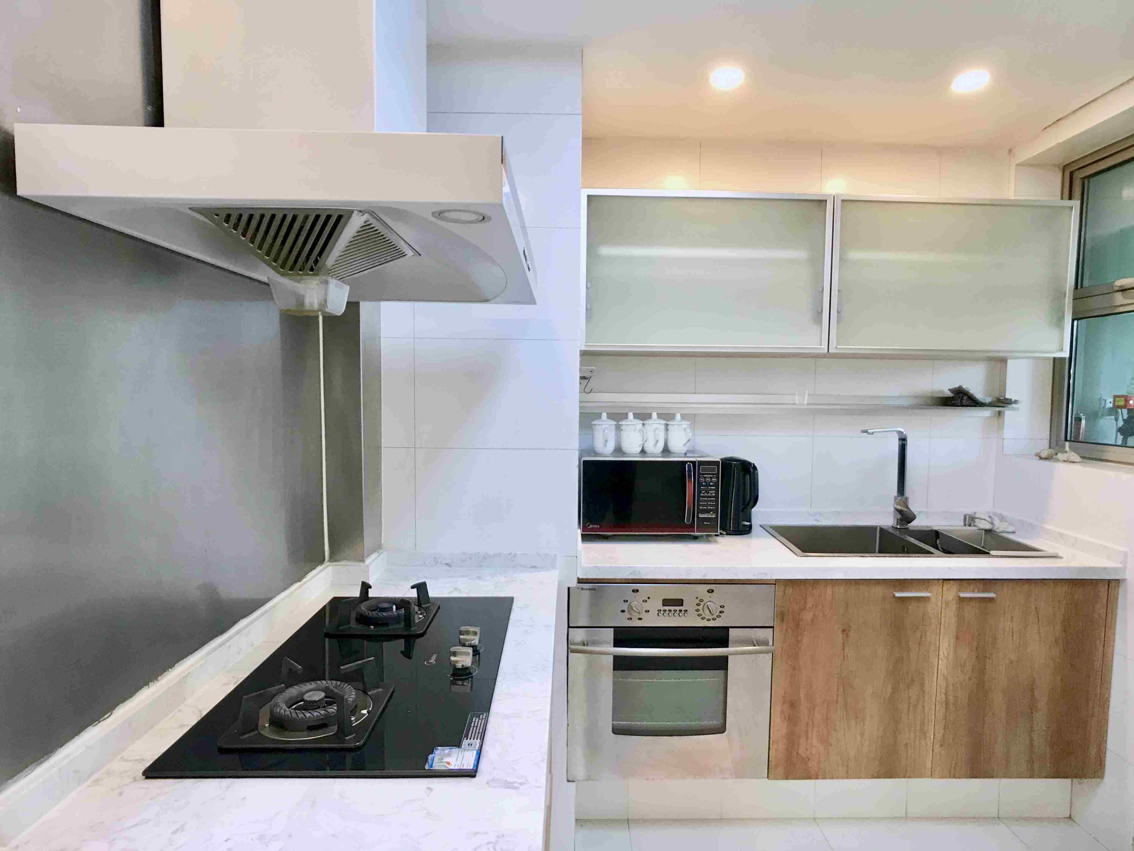 Big kitchen Modern Spacious 8 Park Ave Apartment for Rent in Shanghai