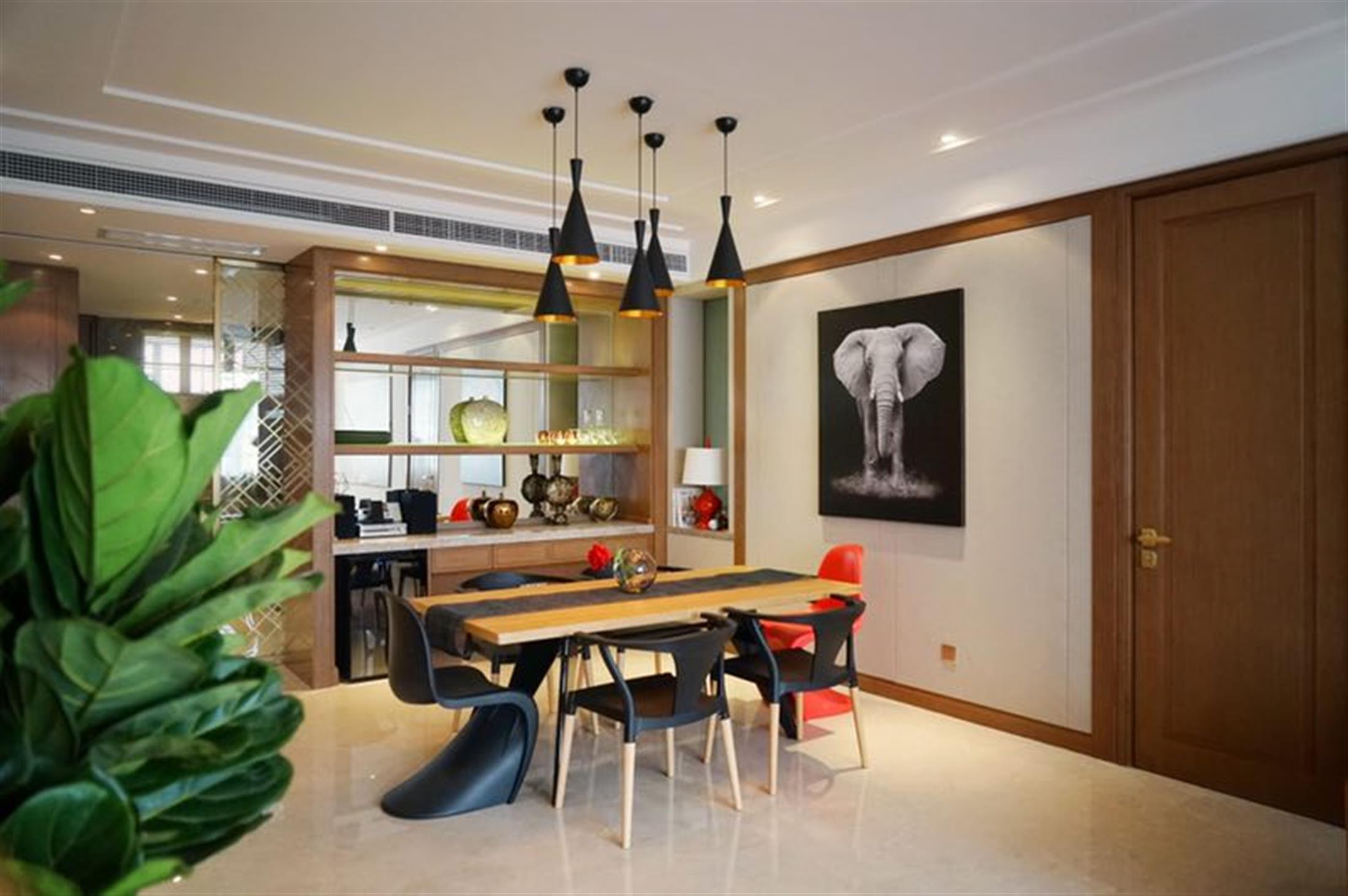 large area Spacious Unique VIP Art-Deco FFC Apartment for Rent in Shanghai