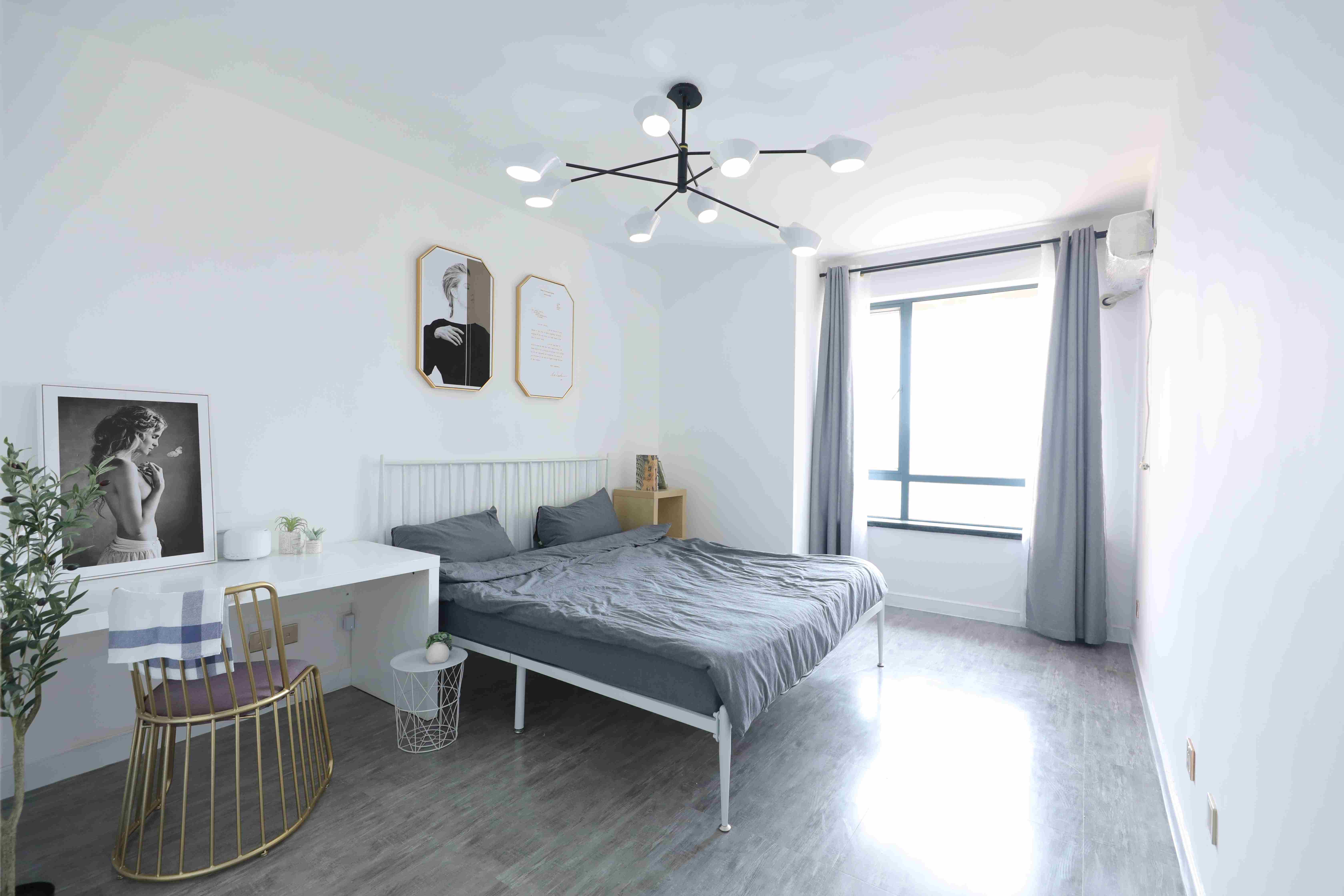 Big livingroom New Spacious Bright Laoximen Apartment for Rent in Shanghai