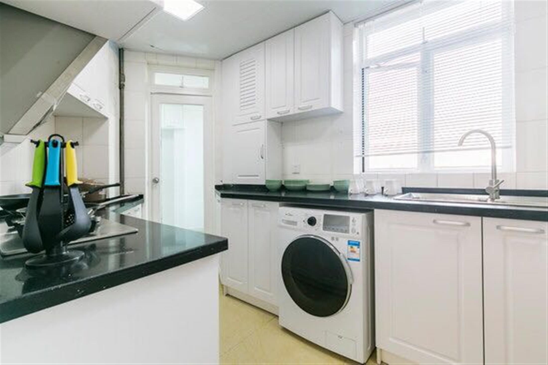 big kitchen Spacious Oriental Manhattan Apartment for Rent in Shanghai