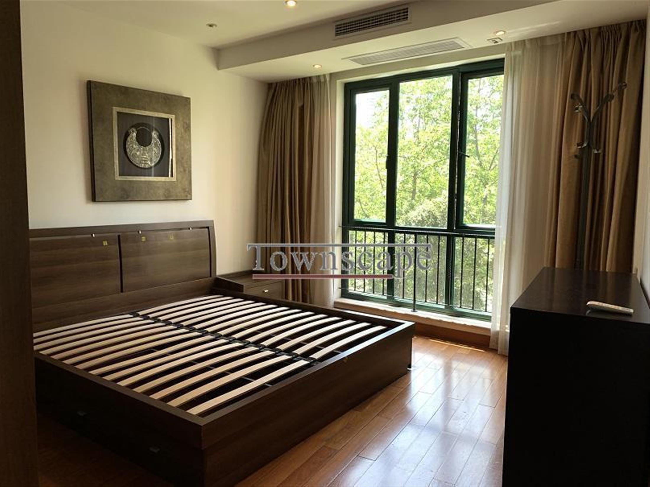 bright bedroom Spacious Yanlord Garden Apartment in Lujiazui CBD for Rent in Pudong, Shanghai