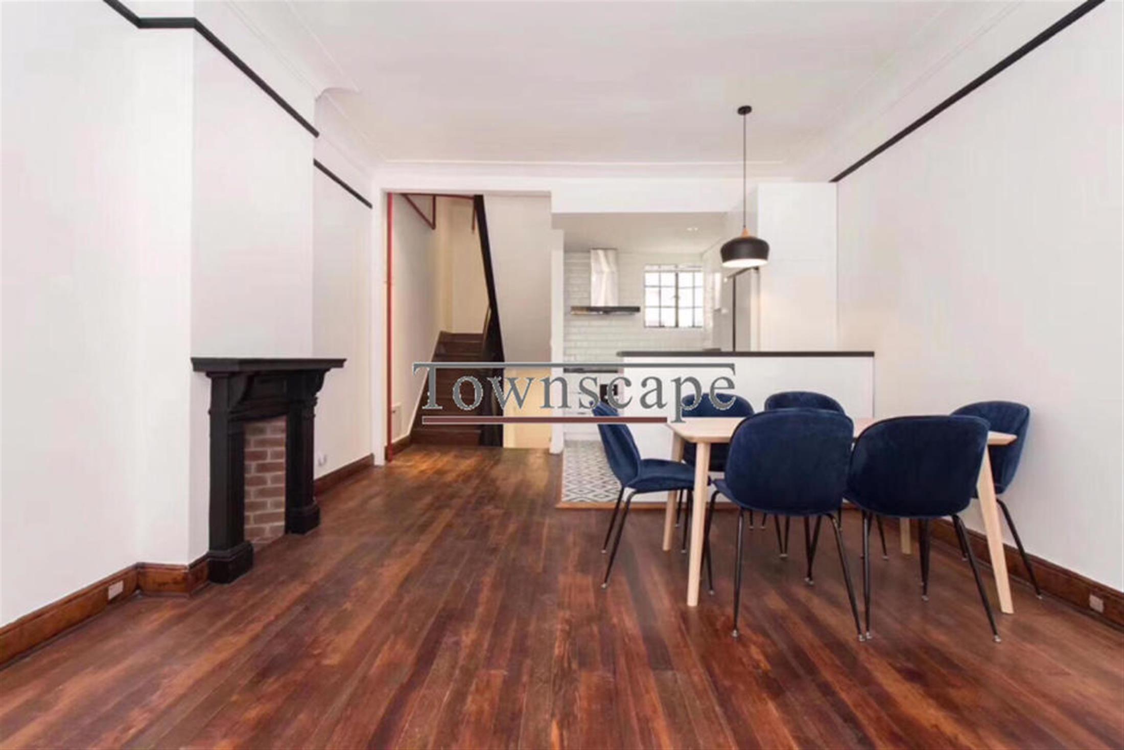 Beautiful floors Spacious Renovated FFC Duplex Lane House Apartment for Rent in Shanghai