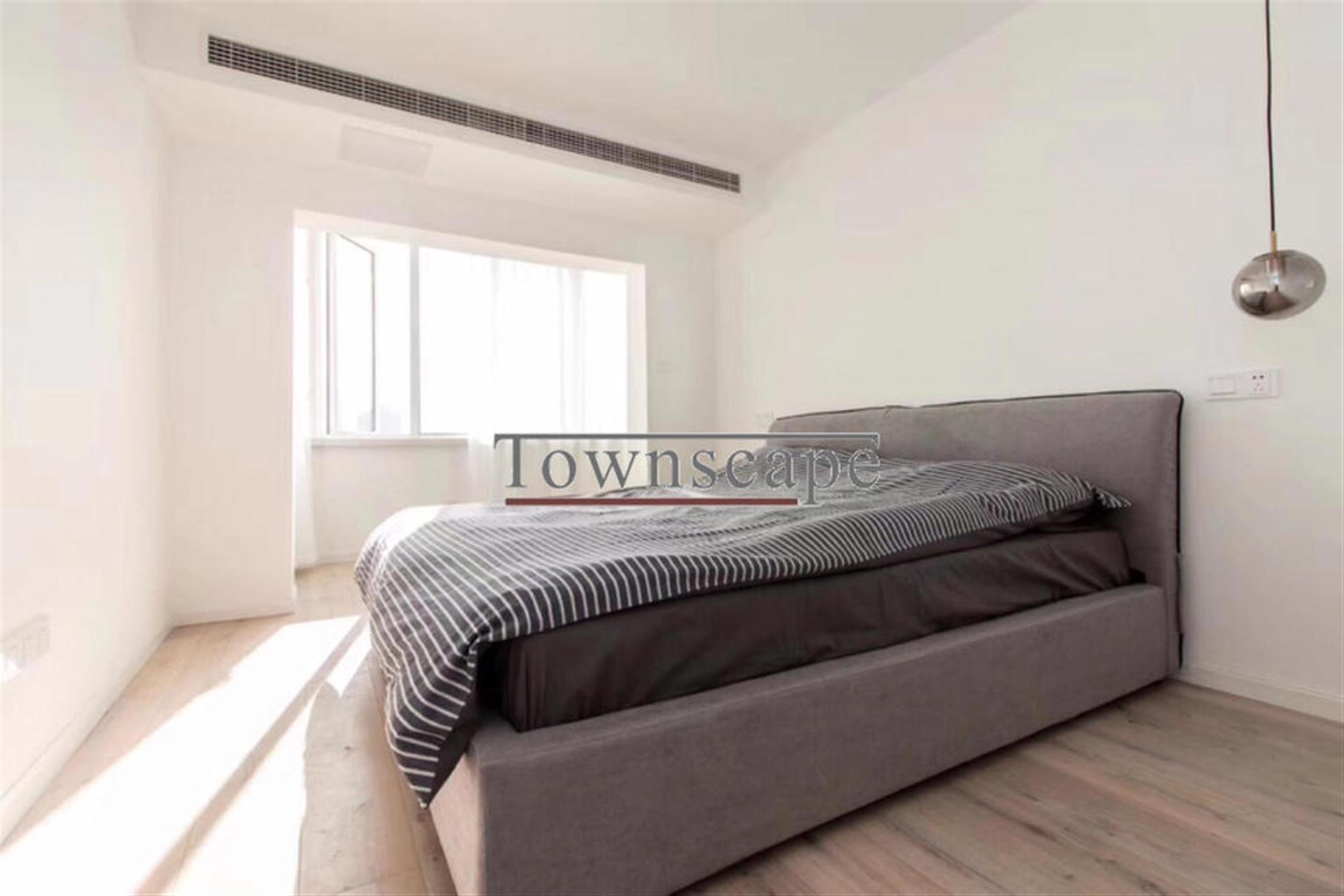 Sunny rooms Super-Bright Newly-Renovated FFC Apartment for Rent in Shanghai