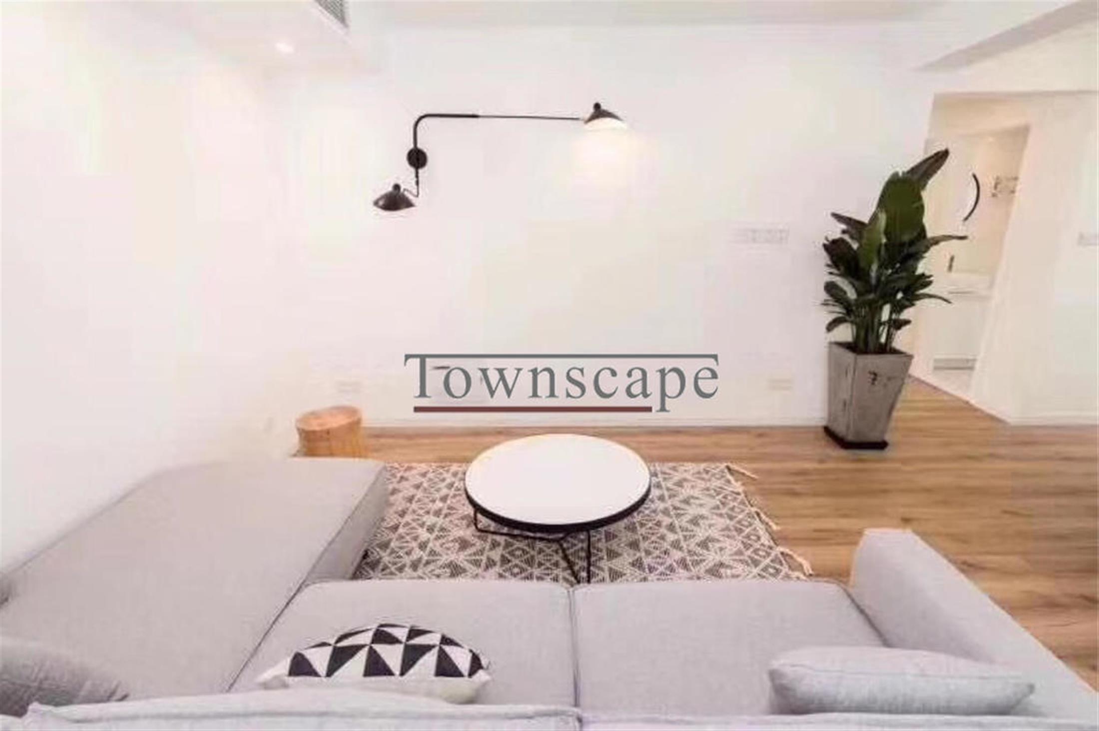 Nice Furniture Spacious Renovated FFC Courtyards Apartment w Great Views for Rent in Shanghai