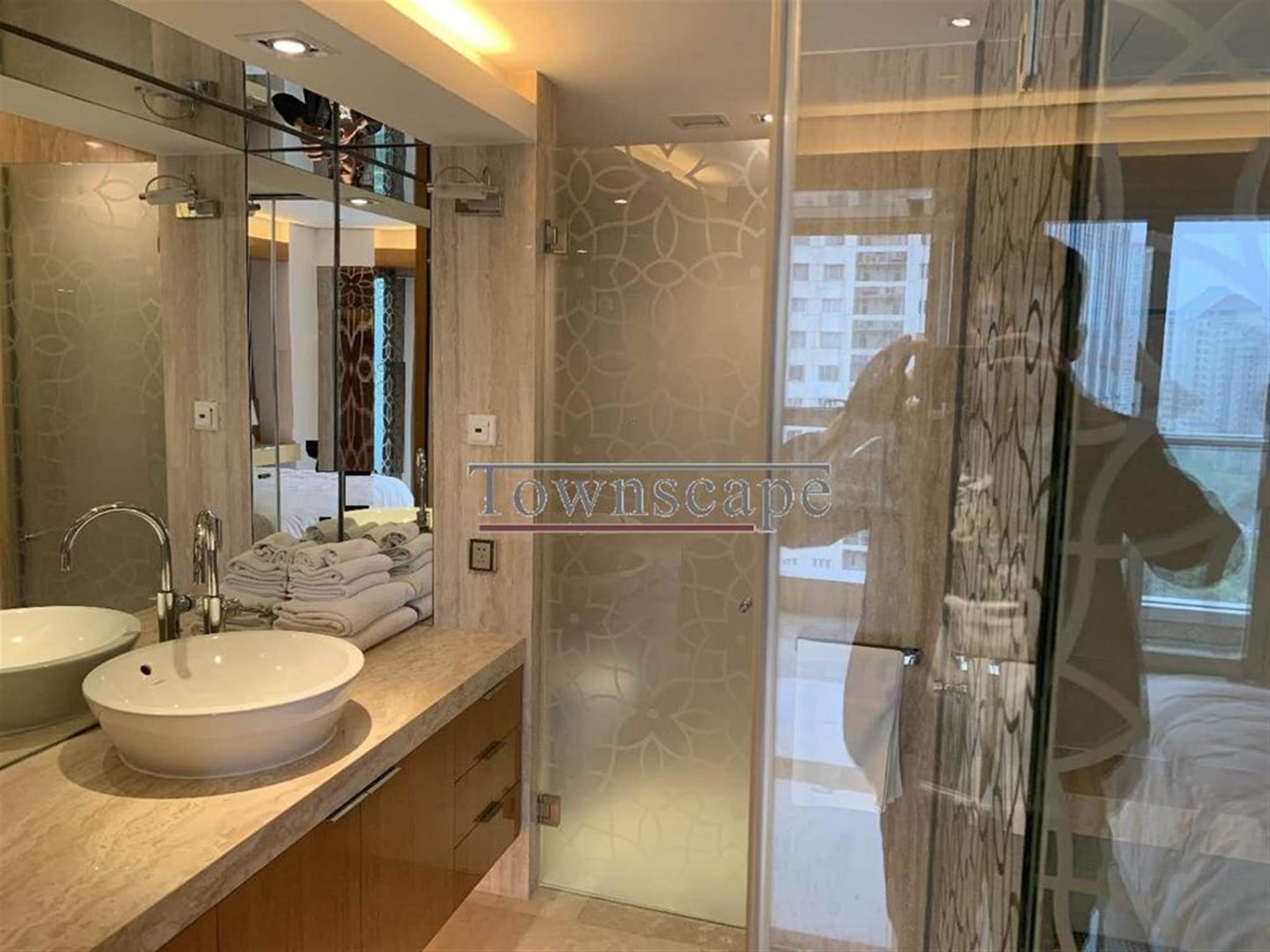 Big Bathroom Ultra-Lux Apartment in Top-end XTD Baccarat Residences for Rent in Shanghai