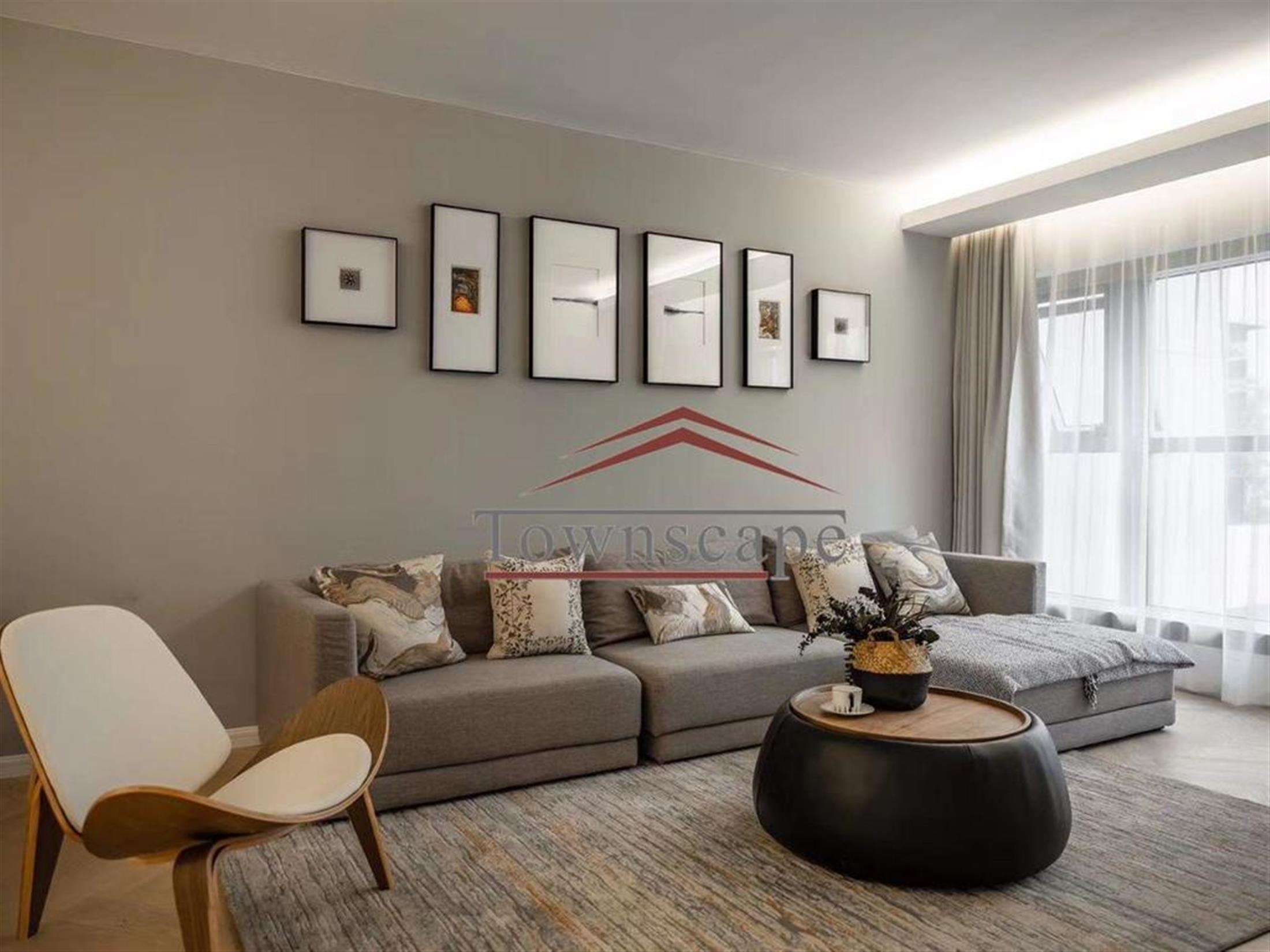 Modern Furniture New Gorgeous Spacious Bright Apartment for Rent in Quiet FFC Shanghai