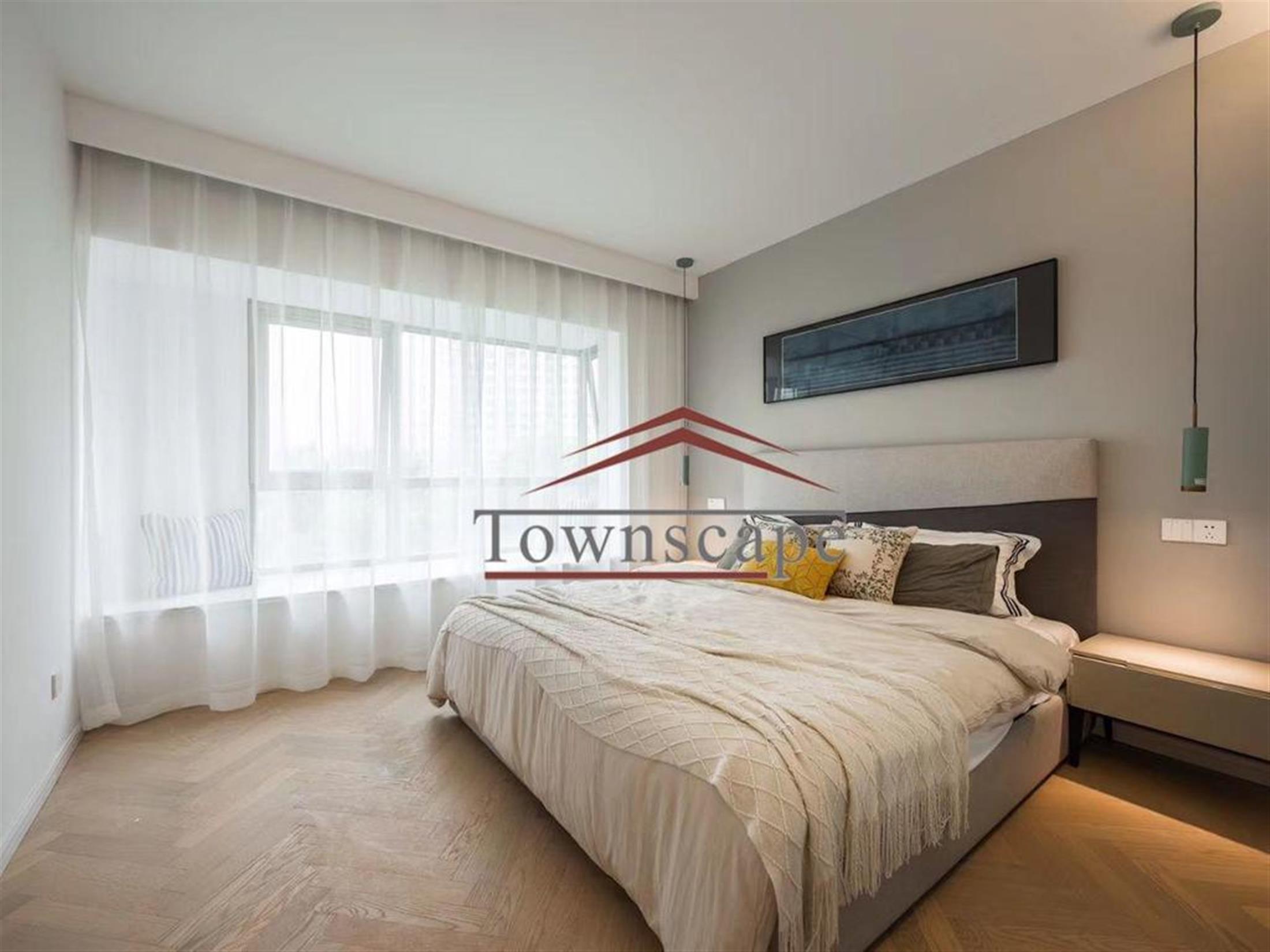 Big Alcove Windows New Gorgeous Spacious Bright Apartment for Rent in Quiet FFC Shanghai