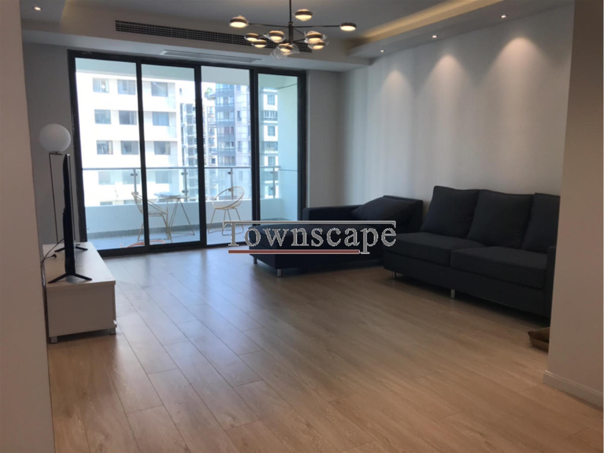 Open Living room New Bright Spacious Apartment in High-End Top-of-City in Jing